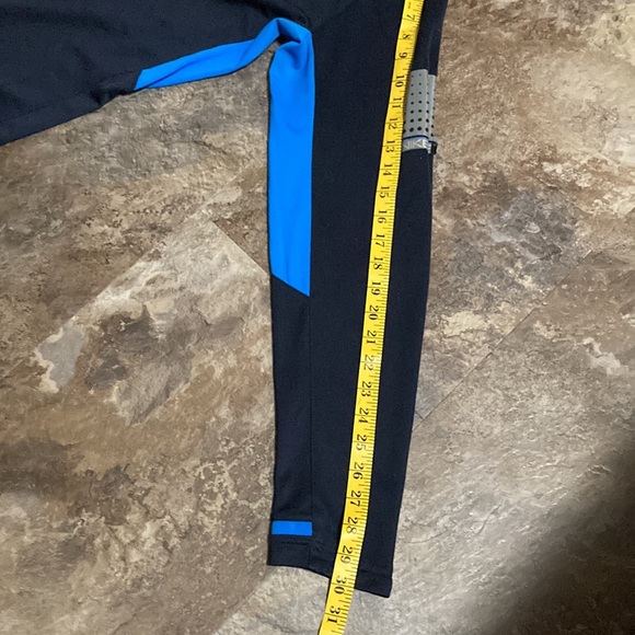 Men’s Nike Dri-Fit Elite - Three Quarter Zip Pullover (L) - Picture 8 of 11